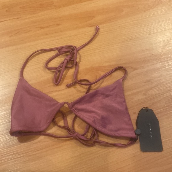 Frankie’s Bikinis x sydney Sweeney Nick shine top - dusty rose - Picture 5 of 7